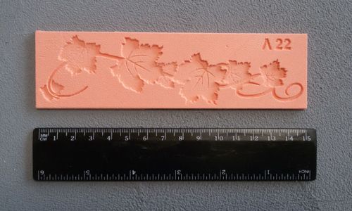M 22 Силиконов молд - лозови листа 